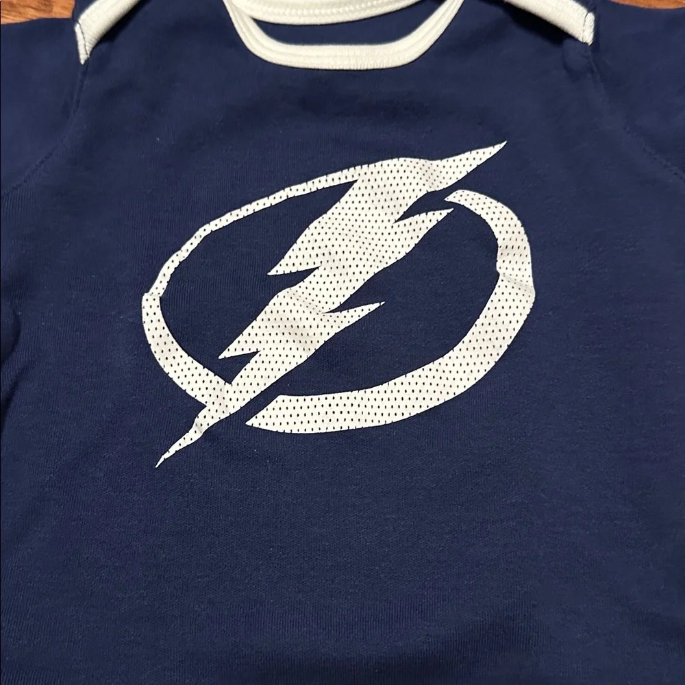 NHL Tampa Bay Lightning Infant Bodysuit Set 3-6 Months - Picture 4 of 6